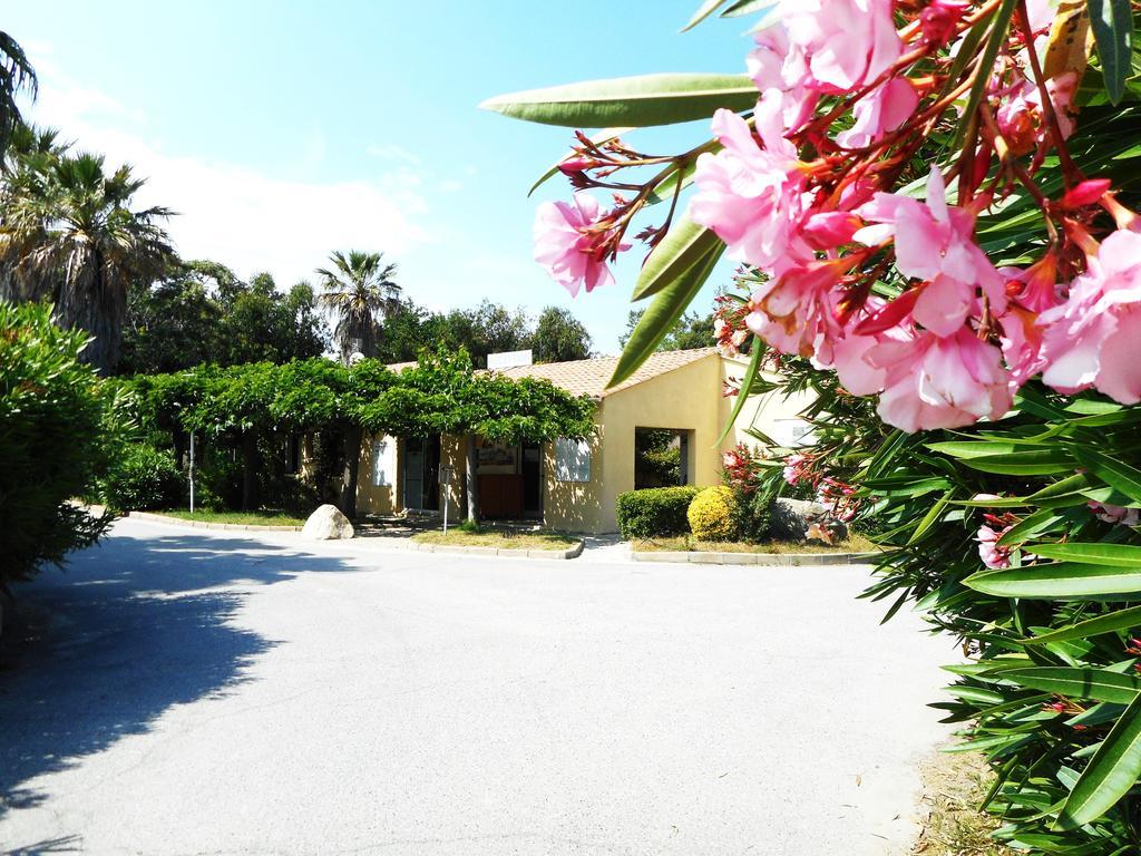 Village De Vacances Marina D'Oru Ghisonaccia Buitenkant foto
